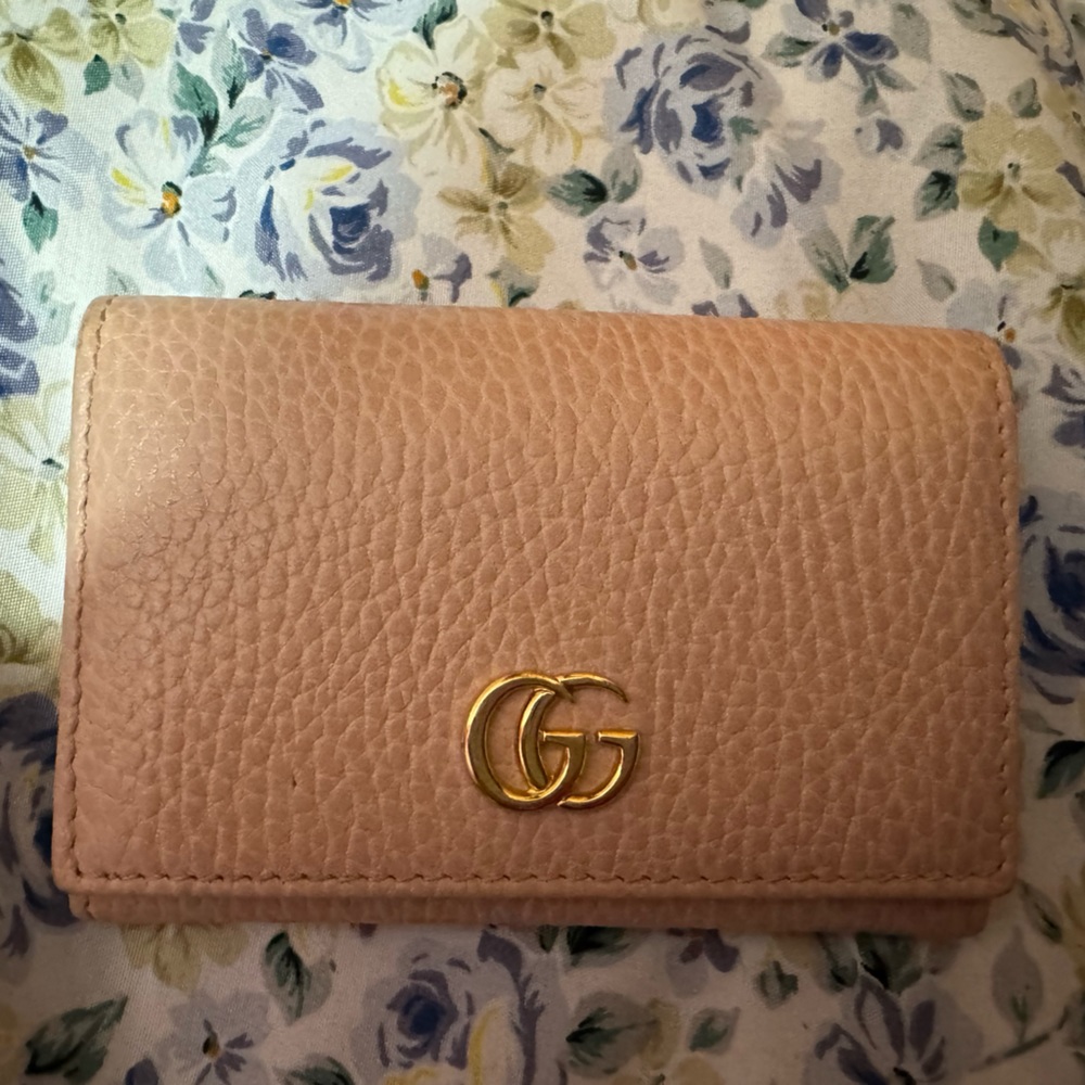 Gucci marmont trifold wallet